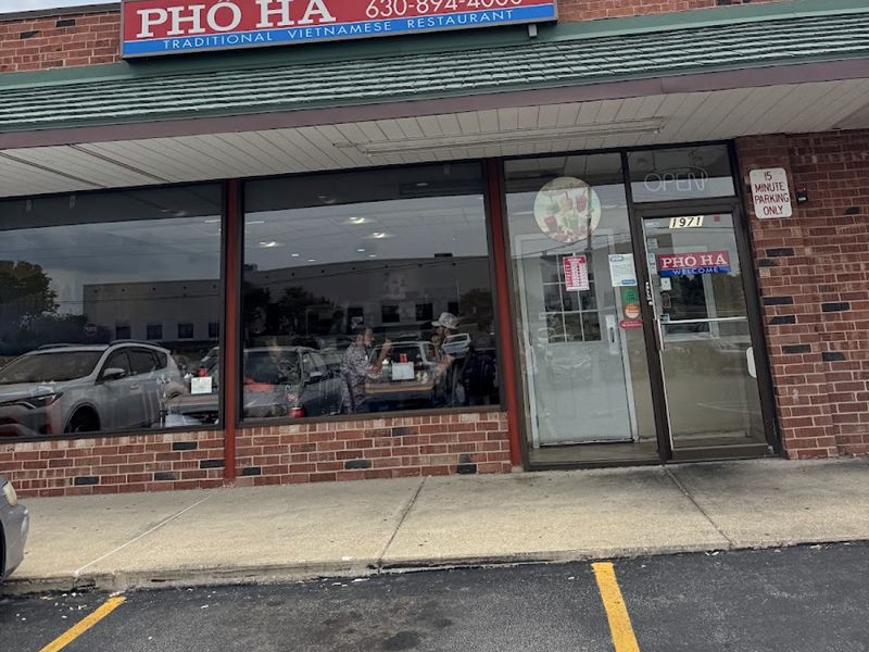 Pho Ha exterior